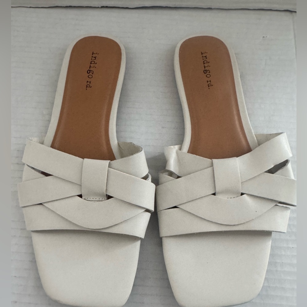 Indigo Rd. Womens Flyta Slide White‎ Summer Sandals Shoes size 8.5 - Picture 3 of 6